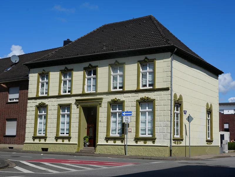 Haus Aymans in Weeze, erbaut 1850 und seit 1985 unter Denkmalschutz