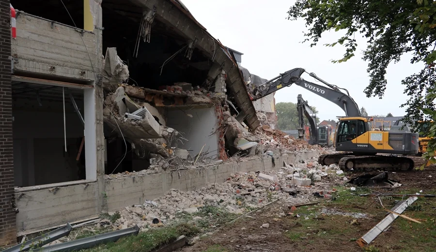 Baggerarbeiten an der Hauptschule Weeze gehen weiter