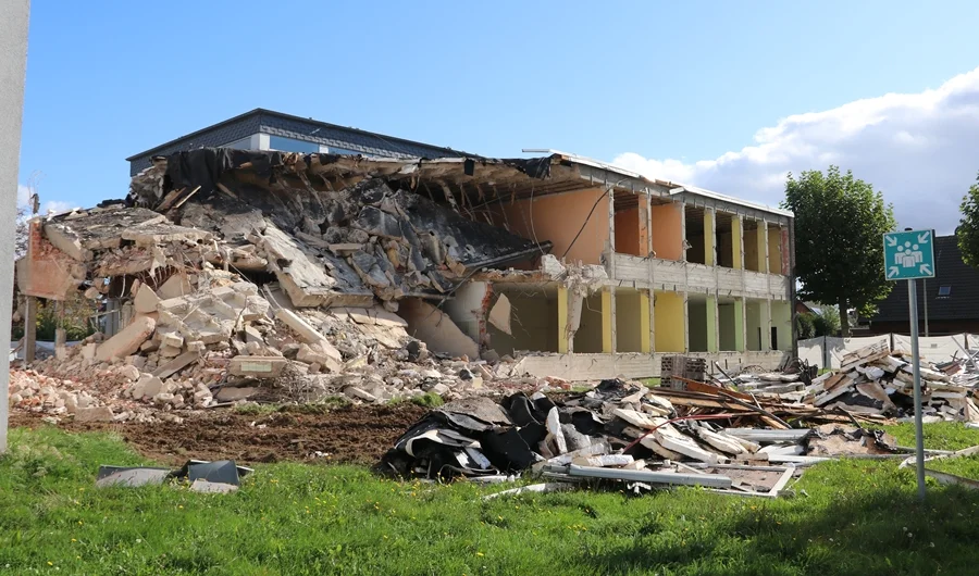 Aufnahme von weiten auf das Gebäude