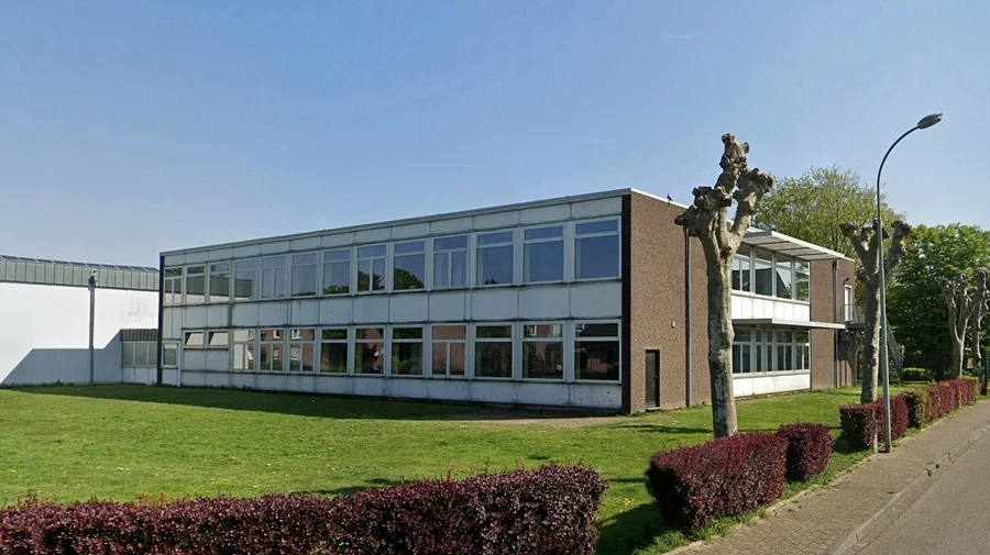 Weeze-Old-4