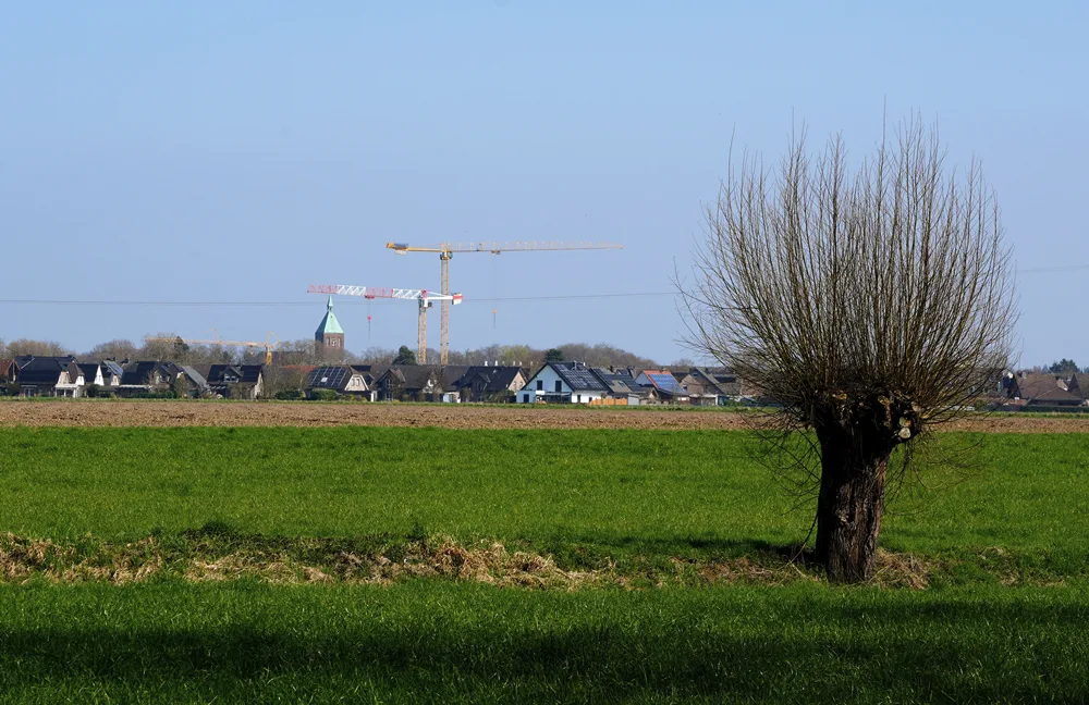 Blick von weiten nach Weeze von Siebengewald kommend