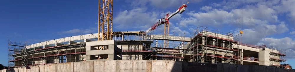 Panoramablick auf den Neubau der Petrus-Canisius-Grundschule in Weeze im September 2026
