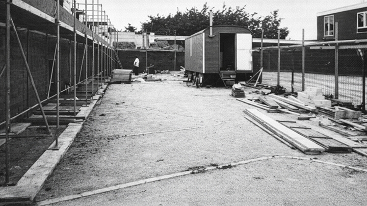 Erweiterungsbau Johannes-Hauptschule
            Weeze naturwissenschaftliches Gebäude 1984