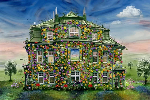 Surreales Blumenhaus, dessen Fassade vollständig mit bunten Blüten bedeckt ist. Das fantasievolle Gebäude steht in einer friedlichen Landschaft unter blauem Himmel.