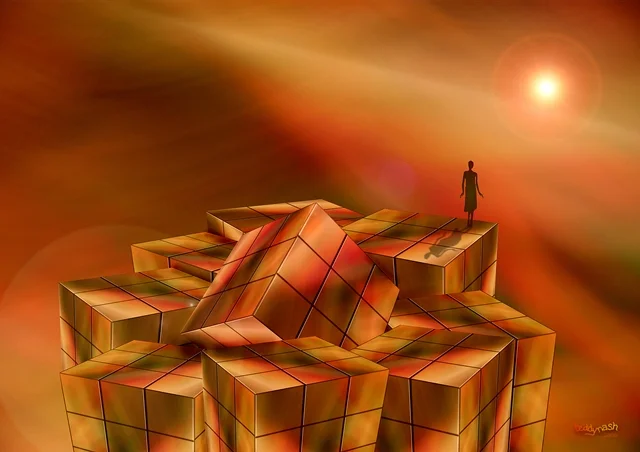 Eine einzelne Person steht auf einer Landschaft aus geometrischen Würfeln und Pyramiden. Warmes Licht und ein orangefarbener Himmel verleihen der surrealen Szene eine futuristische Stimmung.