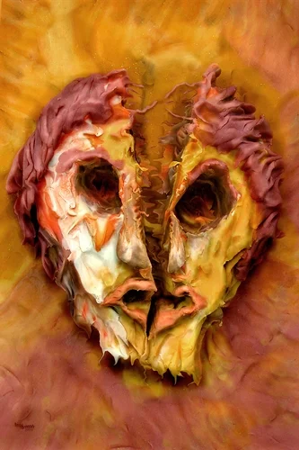 Eine abstrakte Maske in warmen Orange- und Gelbtönen erscheint vor einem strukturierten Hintergrund. Die digitale Gestaltung vermittelt eine geheimnisvolle und surreal wirkende Atmosphäre.